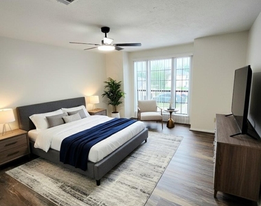 10047 Emerald Creek Drive - Photo Thumbnail 1