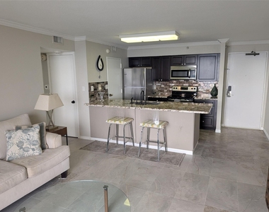5220 Seawall Boulevard - Photo Thumbnail 2