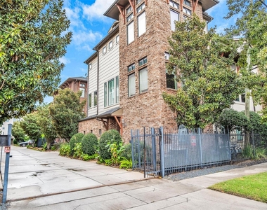 1611 Silver Street - Photo Thumbnail 1