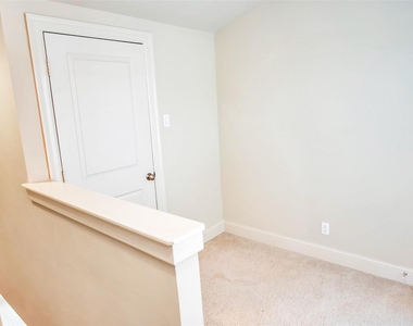 1611 Silver Street - Photo Thumbnail 19