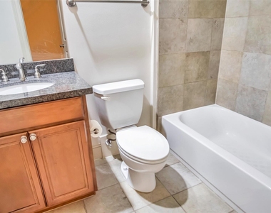 1611 Silver Street - Photo Thumbnail 27