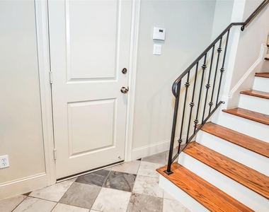 1611 Silver Street - Photo Thumbnail 25