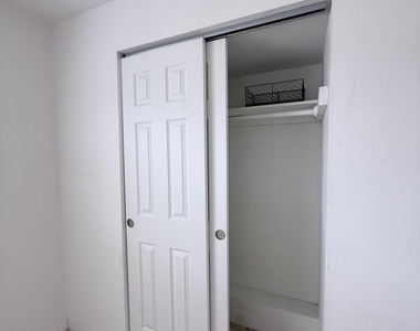 1440 Parkway Drive - Photo Thumbnail 18