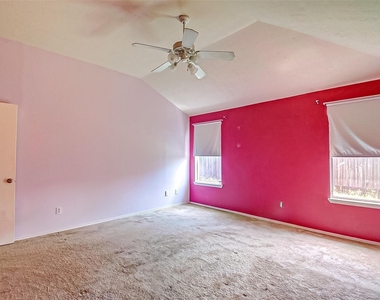 21206 Wortham Oaks Drive - Photo Thumbnail 19