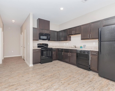 11777 Nicholson Dr - Photo Thumbnail 16