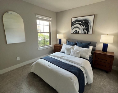 10542 Preserve Way - Photo Thumbnail 13