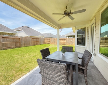 10542 Preserve Way - Photo Thumbnail 14