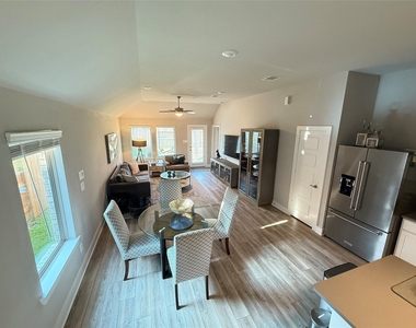 10542 Preserve Way - Photo Thumbnail 2
