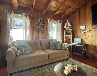 1111 Surf Drive - Photo Thumbnail 18