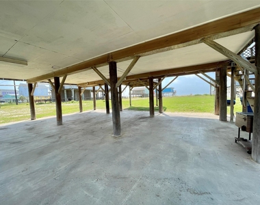 1111 Surf Drive - Photo Thumbnail 29