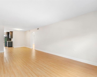 503 Monterey Boulevard Ne - Photo Thumbnail 8