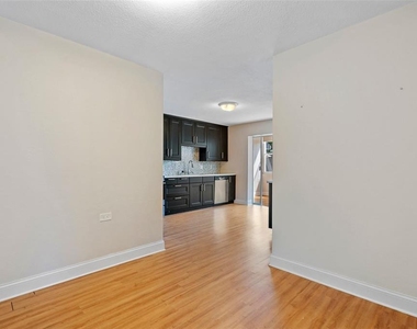 503 Monterey Boulevard Ne - Photo Thumbnail 7