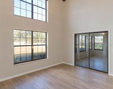6545 Brentwood Drive - Photo Thumbnail 5