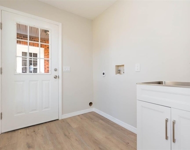 6545 Brentwood Drive - Photo Thumbnail 18