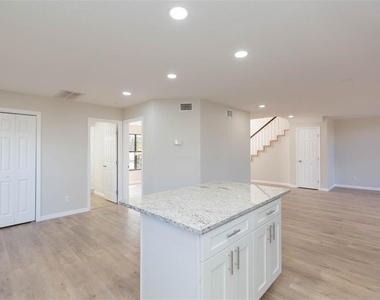 6545 Brentwood Drive - Photo Thumbnail 13