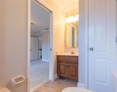 6545 Brentwood Drive - Photo Thumbnail 37