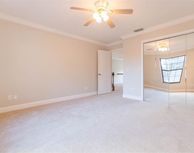 6545 Brentwood Drive - Photo Thumbnail 35