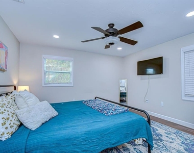 4444 17th Street W - Photo Thumbnail 18