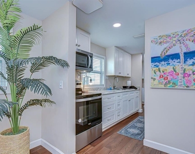 4444 17th Street W - Photo Thumbnail 11