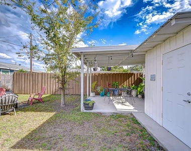 4444 17th Street W - Photo Thumbnail 7