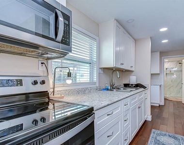 4444 17th Street W - Photo Thumbnail 13