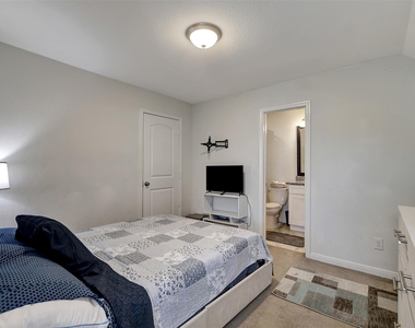 16373 Eastchase Street - Photo Thumbnail 19