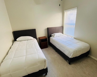 21830 Alta Peak Way - Photo Thumbnail 17