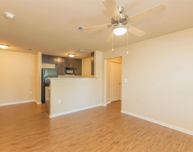 11320 Greenwell Springs Rd - Photo Thumbnail 14