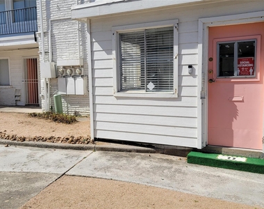 306 North Street - Photo Thumbnail 12