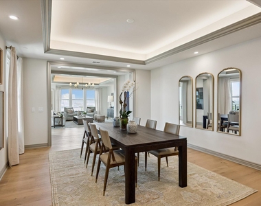 1717 Bissonnet Street - Photo Thumbnail 20