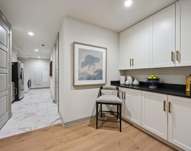1717 Bissonnet Street - Photo Thumbnail 28