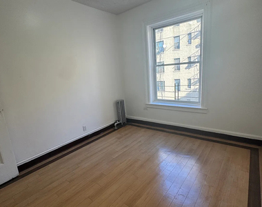 2026 Ryer Avenue - Photo Thumbnail 6
