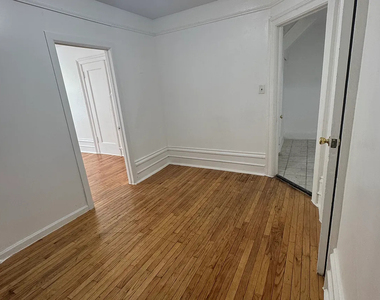 2026 Ryer Avenue - Photo Thumbnail 5