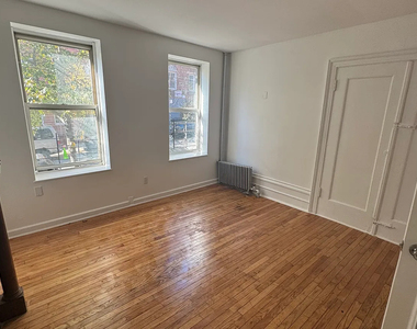 2026 Ryer Avenue - Photo Thumbnail 4