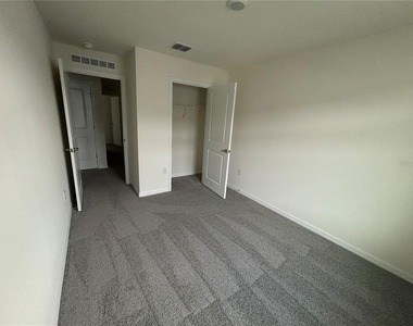 6582 Sw 81st Loop - Photo Thumbnail 9