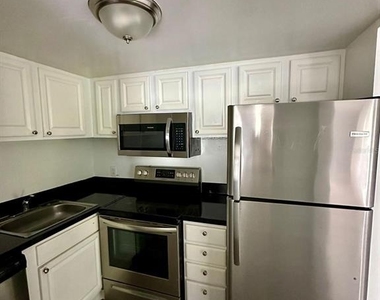 2519 N Alafaya Trail - Photo Thumbnail 11
