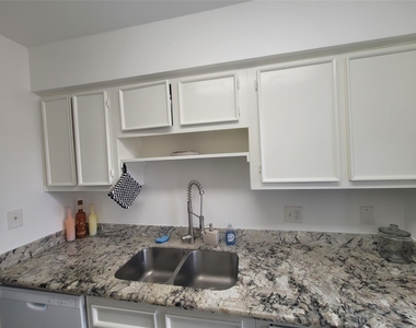 215 Postoffice Street - Photo Thumbnail 5
