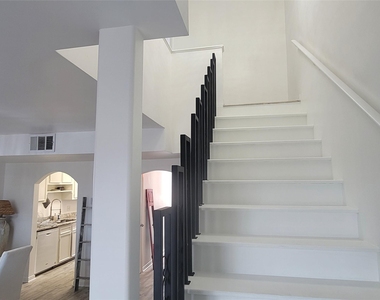 215 Postoffice Street - Photo Thumbnail 14