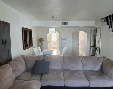 215 Postoffice Street - Photo Thumbnail 13