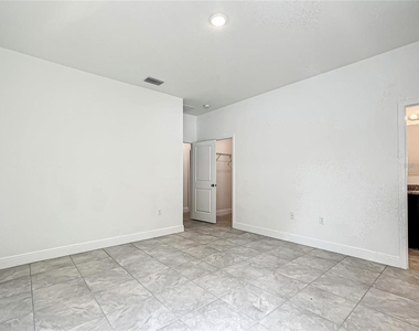 406 Marion Oaks Trail - Photo Thumbnail 38