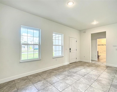 406 Marion Oaks Trail - Photo Thumbnail 23