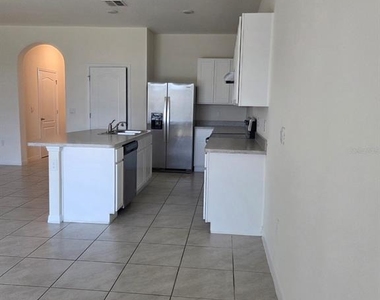 2294 Tay Wes Drive - Photo Thumbnail 5