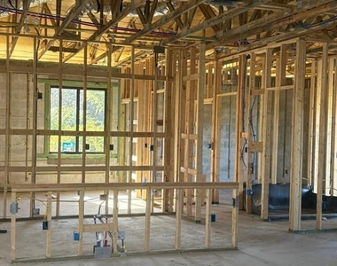 2917 22nd Street W - Photo Thumbnail 9