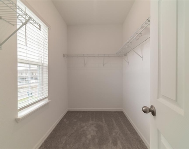 1524 Astoria Arbor Lane - Photo Thumbnail 16