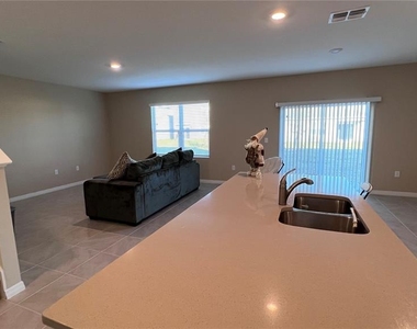 3221 Belize Place - Photo Thumbnail 4