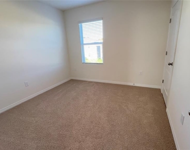 3221 Belize Place - Photo Thumbnail 2
