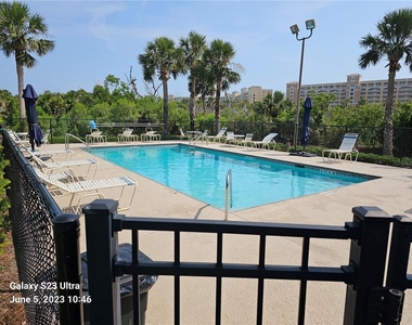 21 Los Lagos Boulevard - Photo Thumbnail 46