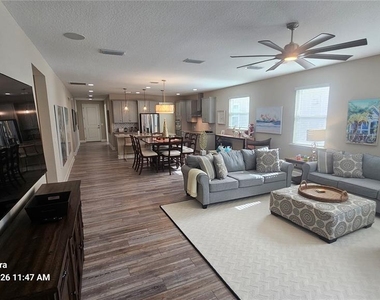 21 Los Lagos Boulevard - Photo Thumbnail 37