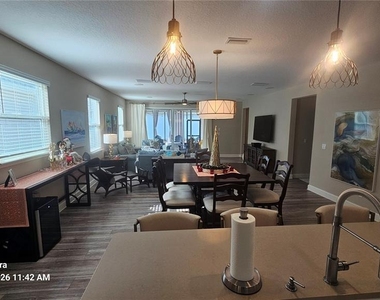 21 Los Lagos Boulevard - Photo Thumbnail 19