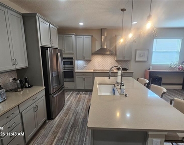 21 Los Lagos Boulevard - Photo Thumbnail 24